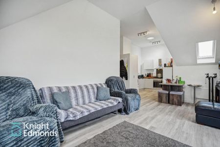 2 bedroom apartment to rent - Photo 4