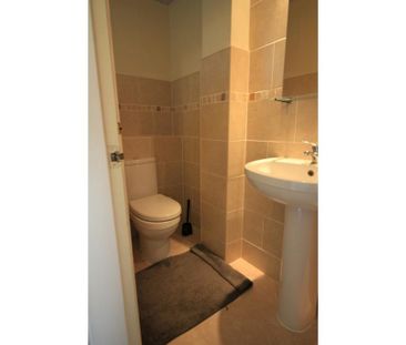 4 bedroom detached house to rent - Photo 1