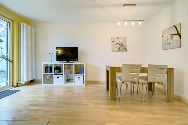 Quiet and green: 3-room apartment with terrace - Photo 1