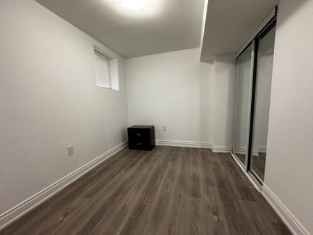 For Lease - 1198 Blueheron Boulevard Unit# Basment, Mississauga, Ontario - Photo 5