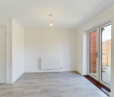 3 bedroom detached house to rent - Photo 4