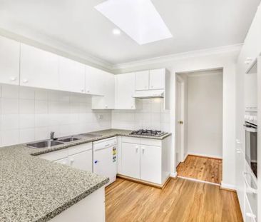 Located with peaceful surrounds and large level lawn - Photo 3