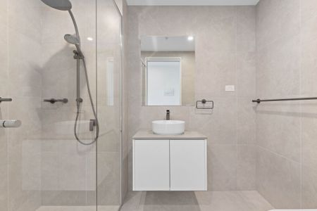 208/100 De Burgh Street, Lyneham - Photo 5