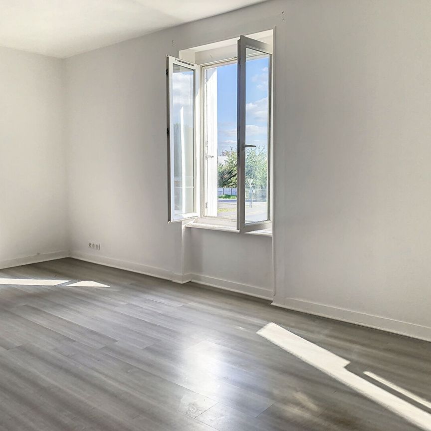 Appartement en centre ville 50170 PONTORSON - Photo 1