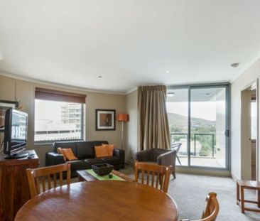 Want to Live with Style and Convenience! - Furnishing Optional - Photo 4