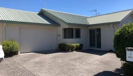 Comfortable, warm, north facing 3 bedroom home - Photo 4