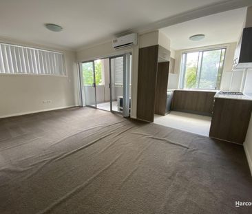 2-Bedroom Apartment in the Heart of Campbelltown CBD... - Photo 1