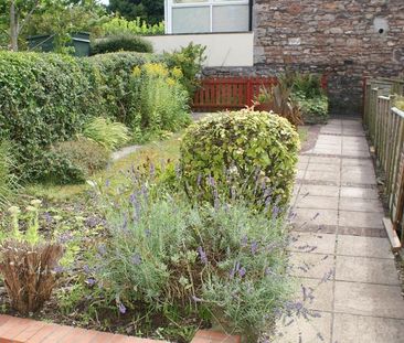 2 bedroom terraced house to rent - Photo 6