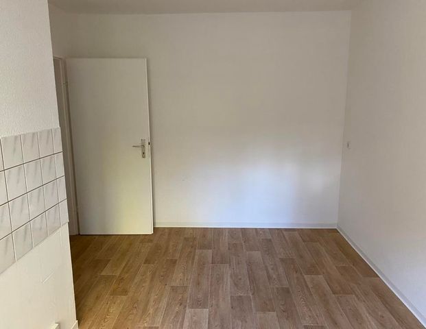 Gemütliche Single-Wohnung, Badewanne, Küche/Bad mit Fenster - Foto 1