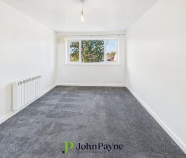 2 bedroom maisonette to rent - Photo 5