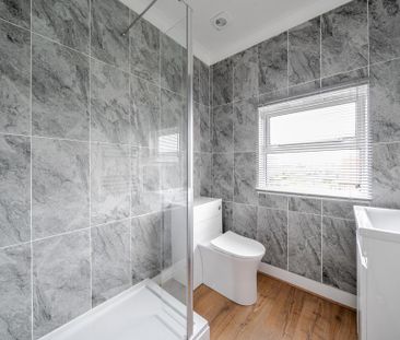 2 bedroom flat to rent - Photo 6