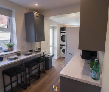 1 bedroom in a house share to rent - Photo 5