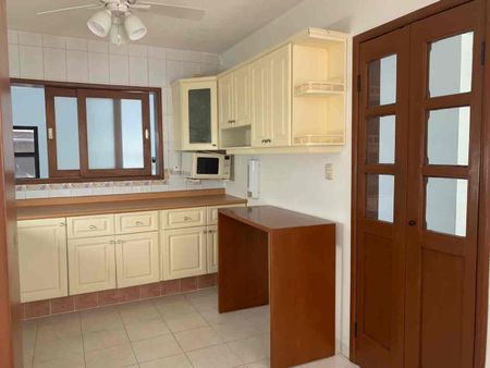 Casa para uso residencial o comercial, en exclusiva colonia al norte de la ciudad. - Photo 4