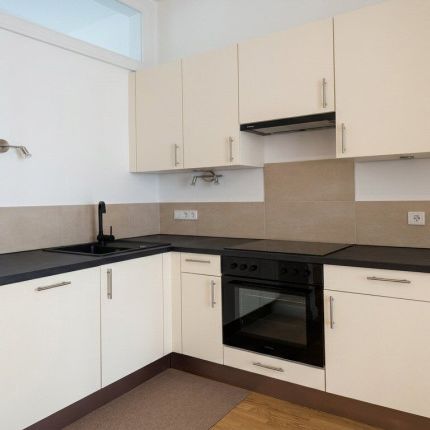 Erstbezug nach Generalsanierung | 3 Zimmer Wohnung in Bestlage - Photo 1