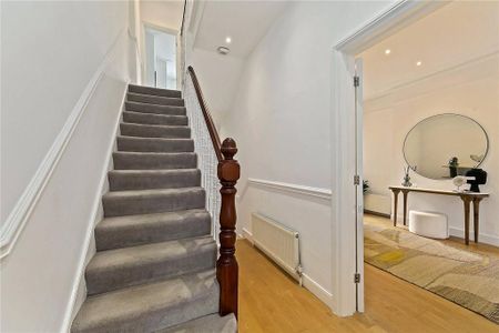 5 bedroom terraced house to rent - Photo 2