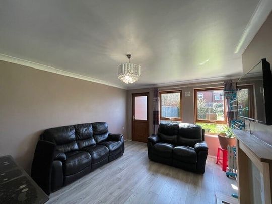 Newmarket close, CV6, Coventry - Photo 1