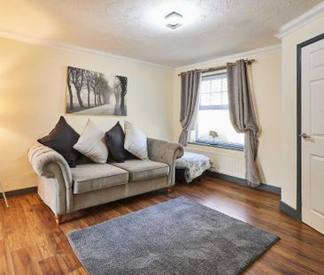 4 bedroom house - Photo 3