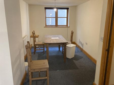 Johnny Ball Lane, Bristol - Photo 3