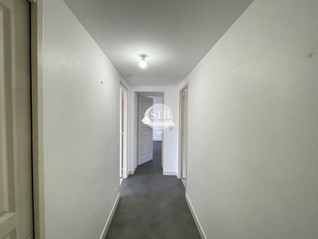 Location Appartement 4 pièces 82m² LINAS 91310 - Photo 3