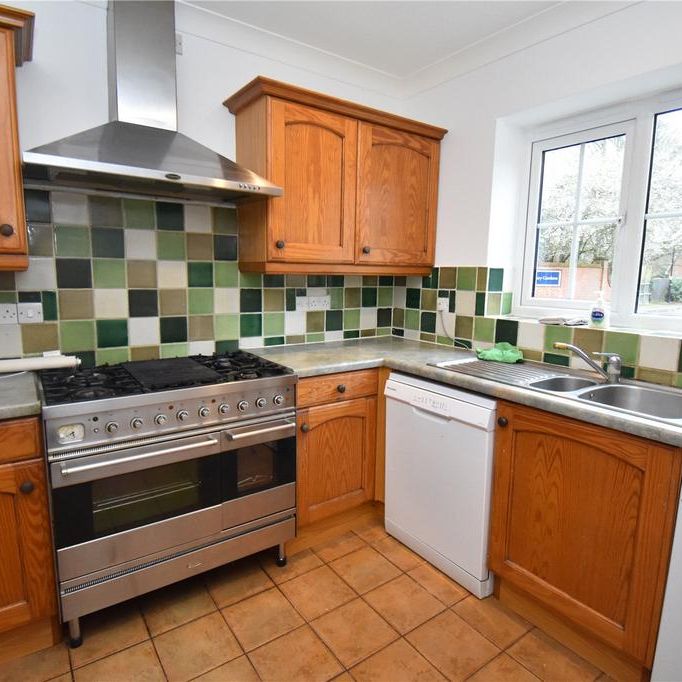 3 bedroom terraced house to rent - Photo 1