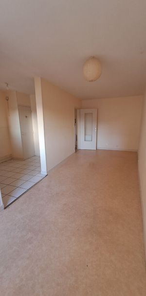 Location Appartement 2 pièces 45m² - Photo 1