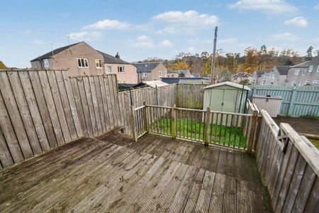 2 bedroom ground floor flat to rent - Photo 4