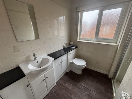 Market Place, Howden, Goole - Photo 5