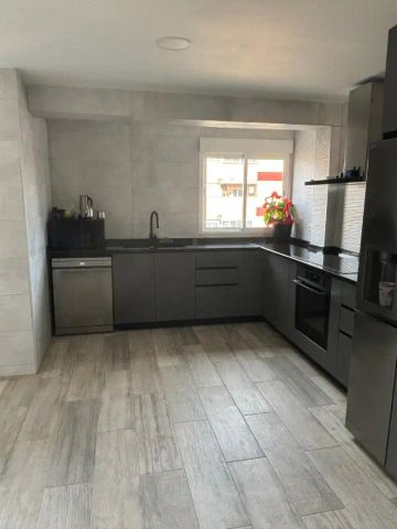 Piso de alquiler en Carrer de Gaudencia Torres, 5c, Barrio de Campanar - Photo 5