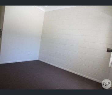4/34 Park Lane, Hyde Park, Qld 4812 - Photo 6