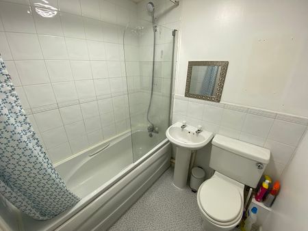 Coleridge Crescent, Killay, Swansea, SA2 - Photo 4