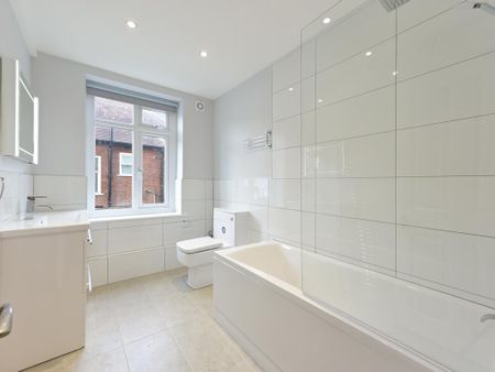 2 bedroom flat to rent - Photo 5