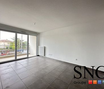 T2 AVEC BALCON ET PARKING - Photo 2