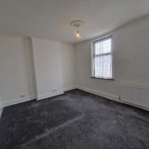 3 bedroom house to rent - Photo 2