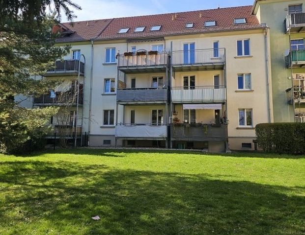 Individuelle und moderne Dachgeschoss-Etagenwohnung mit traumhaftem Grundriss! - Foto 1