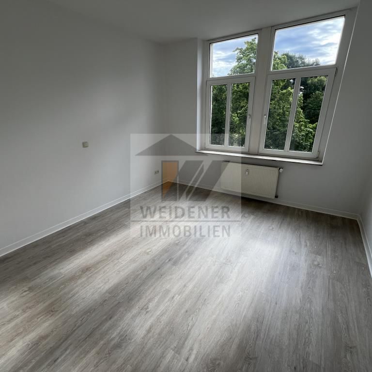 Karl-Marx-Allee! Schicke 2 Zimmer Wohnung mit Balkon* und neuem Bodenbelag! - Photo 1