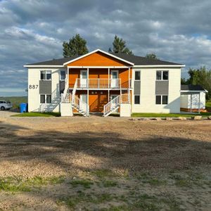 Spacieux et lumineux 4 1/2 avec bureau - St-Séverin en Beauce - Photo 2