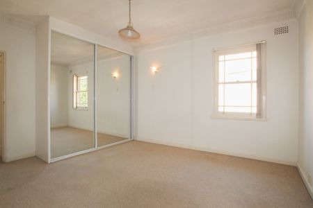 &ast;&ast; Deposit Taken&comma; &dollar;650&sol;Wk &ast;&ast; - Photo 3