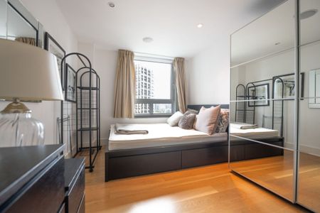 St. George Wharf SW8 - Photo 3