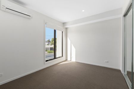 1/20 Westwood Drive, Bulleen VIC 3105 - Apartment For Rent | Domain - Photo 3