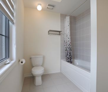 For Lease - 148 Hawkins Street, Georgina, Ontario - Photo 1