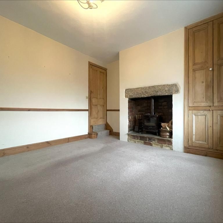 3 bedroom end of terrace house to rent - Photo 1