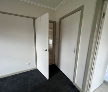 Comfortable Family Home - Photo 3