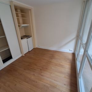 PARIS 20 CPH IMMOBILIER VOUS PROPOSE UN STUDIO Paris (75020) - Photo 2