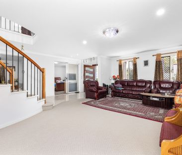 Spacious Family Home in Prime Calamvale Location&excl; - Photo 6