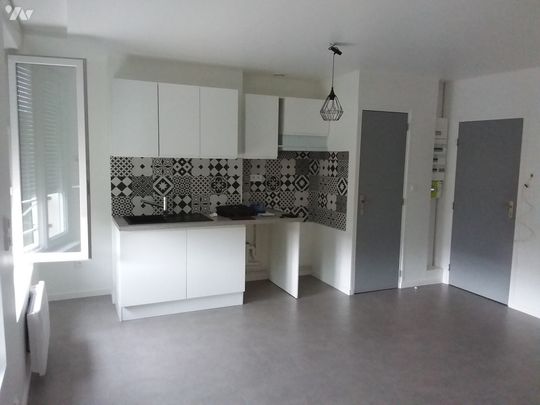 GOURNAY EN BRAY, centre ville, 17 av du Général LECLERC, appartement en très bon état - Photo 1