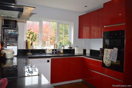 4 bedroom property to rent in Marlborough - Photo 3