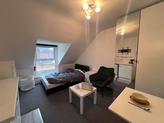 6 bedroom house share to rent - Photo 1