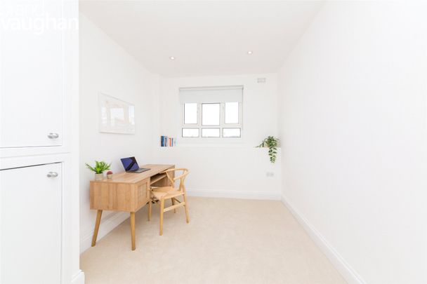 4 bedroom apartment to rent - Photo 1