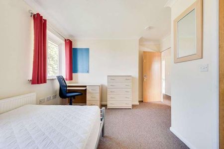 Kent Avenue, Canterbury, CT1 - Photo 3