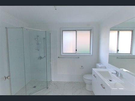 One Bedroom Granny Flat! - Photo 3